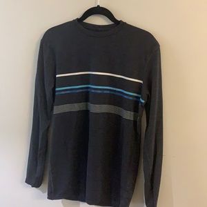 VISSLA lightweight UV protection long sleeve shirt